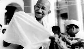 Hakikat Yolunda Bir Yolcu: Gandhi